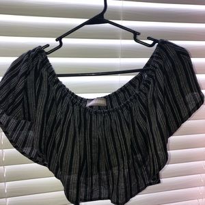 Forever 21 crop top shirt